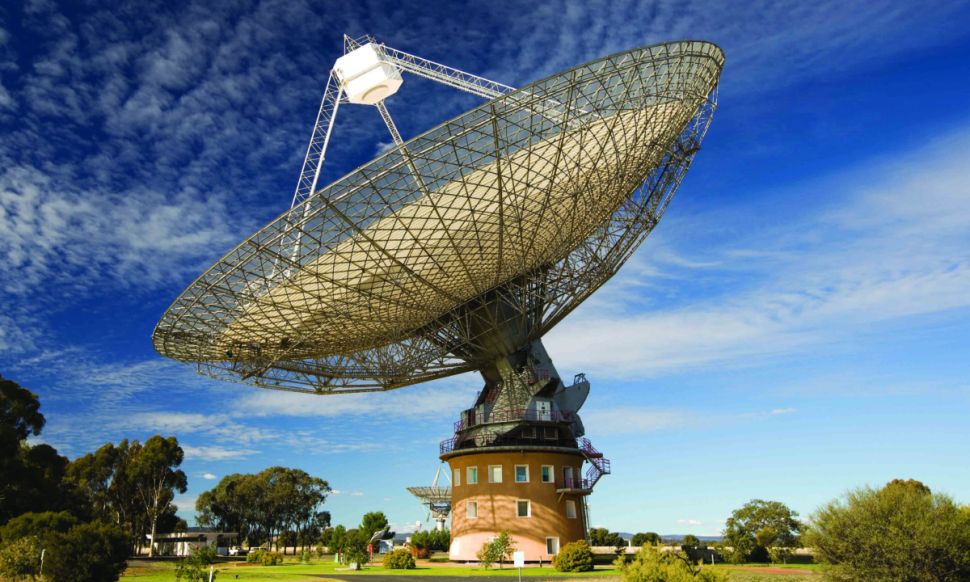 Na zdjęciu: Radioteleskop Parkes - ikona australijskiej nauki.