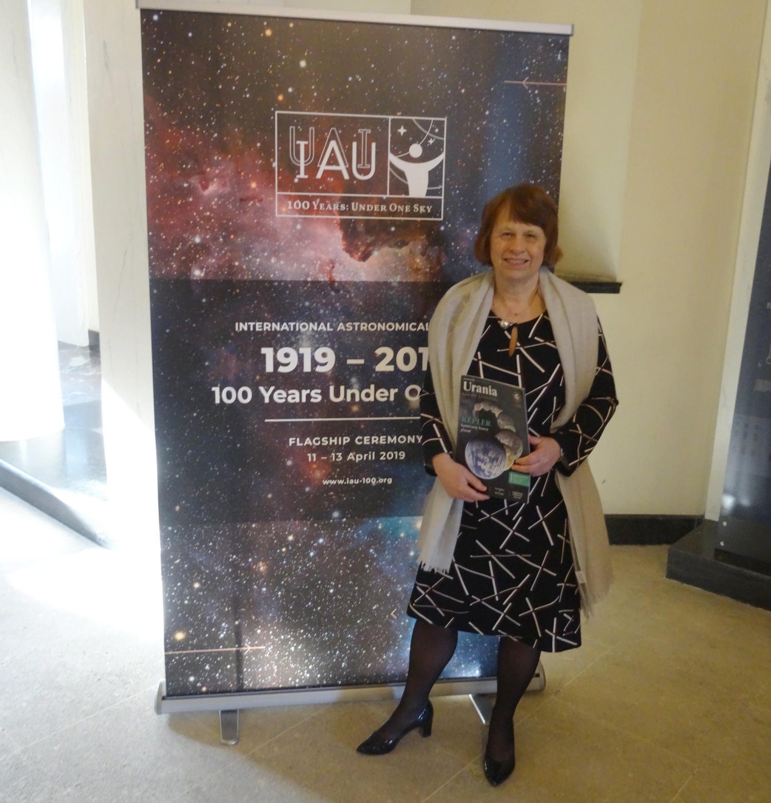 Prof. Ewine wan Dishoeck z Uranią na rocznicę IAU