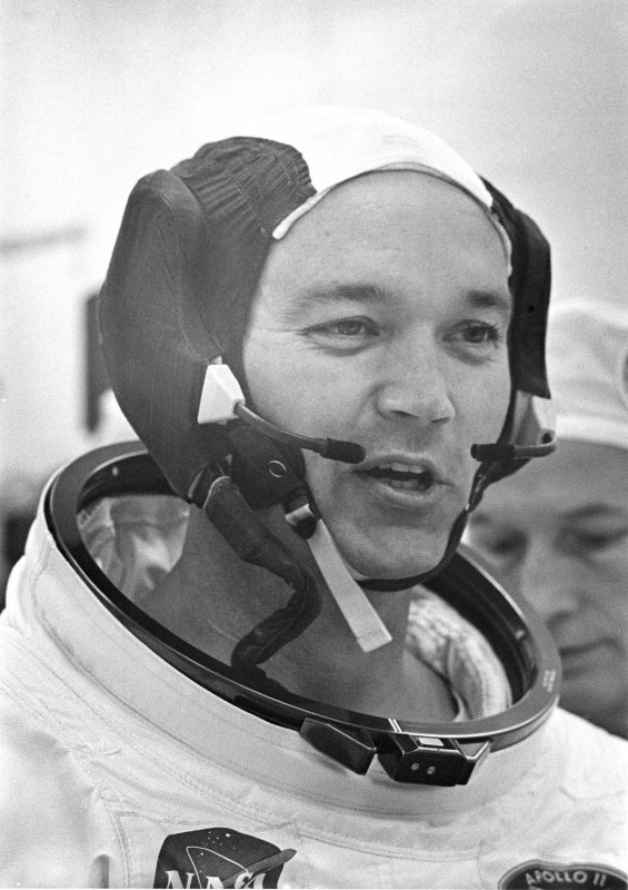 Michael Collins w skafandrze misji Apollo 11