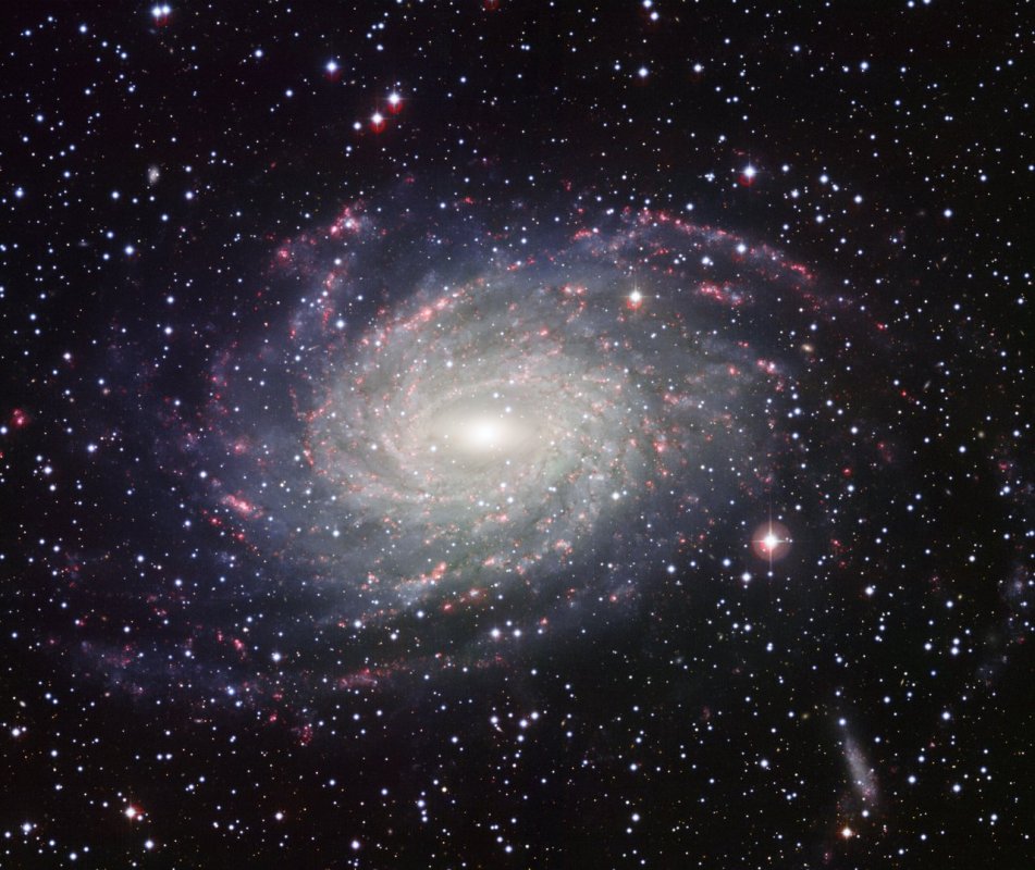 Galaktyka spiralna NGC 6744.