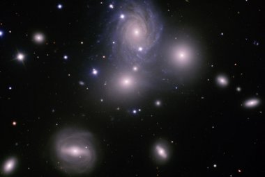  Gemini Legacy image - zdjęcie grupy galaktyk VV 166 wykonane przy użyciu narzędzia Gemini Multi-Object Spectrograph (GMOS) zainstalowanego na teleskopie Gemini North 