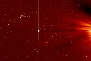 Kometa C/2012 S1 (ISON) sfotografowana przez STEREO