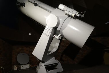 Teleskop 60 cm w Niedźwiadach