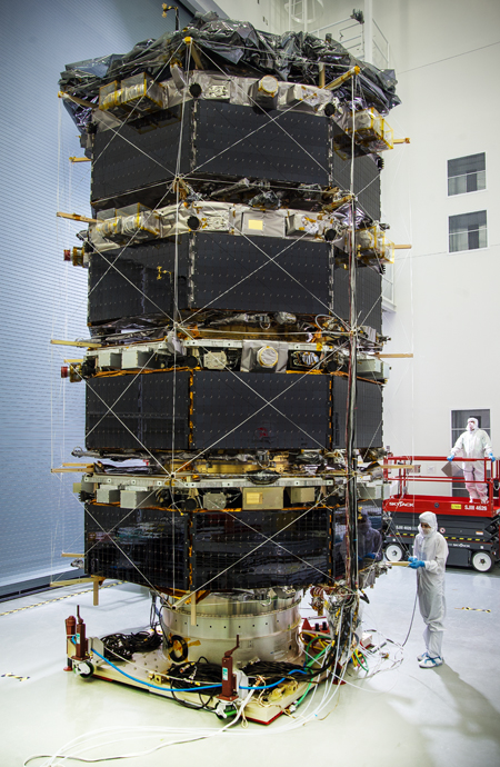 Cztery sondy MMS przygotowane do testów wibracyjnych. Źródło: NASA