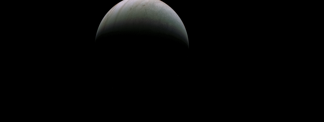 41 przelot Juno nad Jowiszem