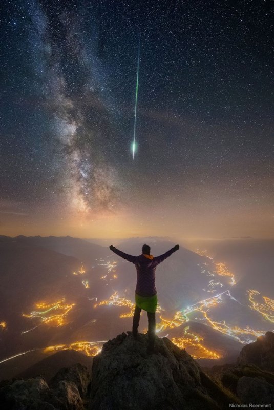 Meteor i Droga Mleczna fot. Nicholas Roemmelt