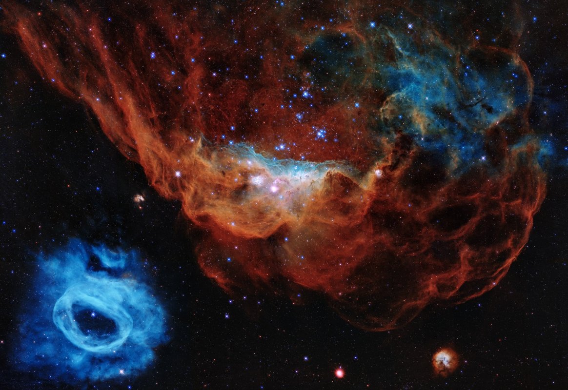 Mgławice NGC 2014 i NGC 2020 w WIelkim Obłoku Magellana