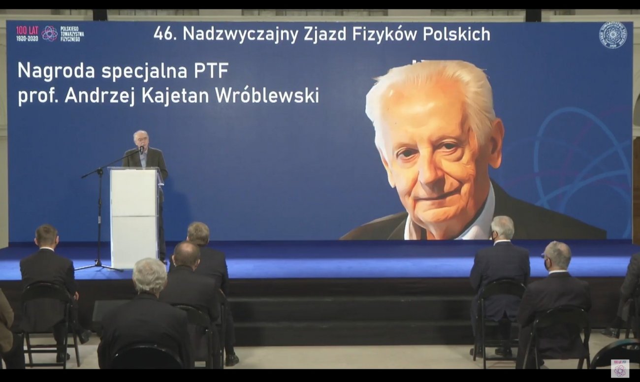 Nagroda Specjalna PTF dla prof. Andrzeja Kajetana Wróblewskiego