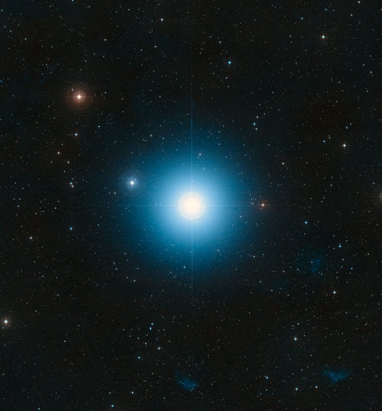 Gwiazda Fomalhaut. Pole widzenia wynosi 2,7 x 2,9 stopnia, czyli niedawno odkryty trzeci składnik znajduje się poza obszarem fotografii. Źródło: NASA, ESA, Digitized Sky Survey 2. Acknowledgment: Davide De Martin (ESA/Hubble).