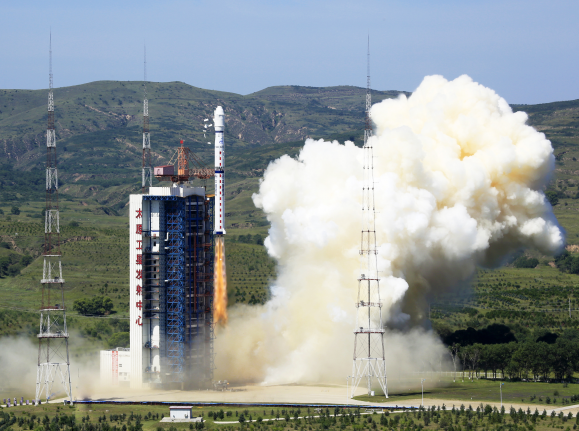 Start chińskiej rakiety nośnej z satelitą BRITE na pokładzie. Źródło: China Great Wall Industry Corporation