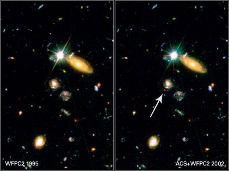 Supernowa nie pojawiła się na obrazie Głębokiego Pola Hubble'a (Hubble Deep Field) - obrazie o długim czasie ekspozycji wykonanym przez Kosmiczny Teleskop Hubble'a w 1995 roku (lewy panel). Obserwacje wykonane kamerą ACS oraz Wilde Field Planetary Camera 2 (WFPC2) ukazały supernową w 2002 roku. Obiekt nazwany został SN2002dd, znajduje się 7.6 miliarda lat świetlnych od Ziemi. Na obrazie supernowa jawi się jako czerwony obiekt, ponieważ kamera ACS dokonała detekcji w części czerwonej widma. Kredyt: NASA/J.Bl