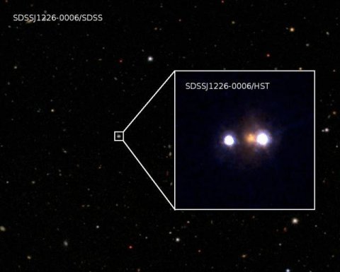 Zdjęcie powyżej to obiekt SDSSJ1226-0006 - nowo odkryty kwazar z soczewkowaniem grawitacyjnym, znalezionego podczas dedykowanego przeglądu nieba. Jest to oryginalna fotografia pochodząca z przeglądu SDSS, przy pomocy którego zidentyfikowano nowe przypadki soczewek grawitacyjnych. Na powiększeniu pochodzącym z teleskopu Hubble'a widać wyraźnie dwa odległe kwazary (barwa biała) oraz masywną galaktykę  położoną pomiędzy nimi (pomarańczowa), która powoduje efekt soczewki grawitacyjnej. Źródło: Masamune Oguri, N