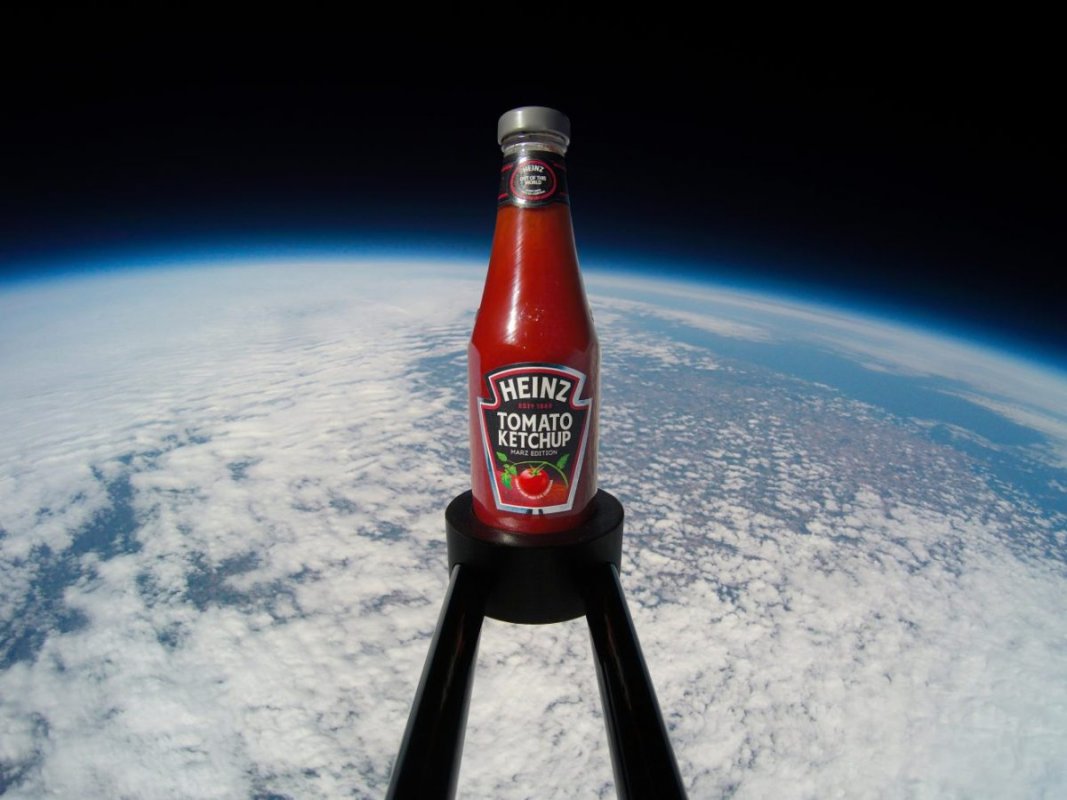 Marsjańska "Reklama" keczupu Heinz. Źródło: Heinz
