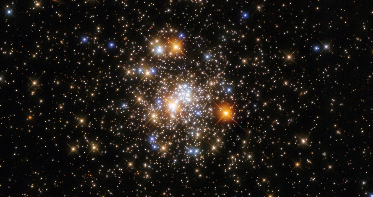 Gromada kulista NGC 6717 w Drodze Mlecznej.