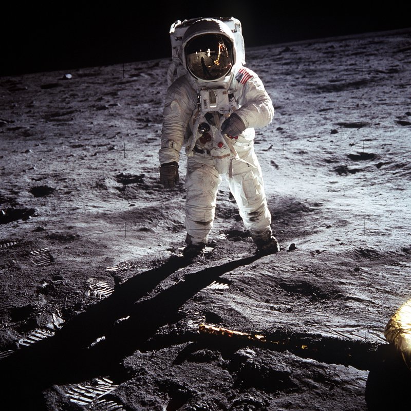 Astronauta Buzz Aldrin na Księżycu; misja Apollo 11.