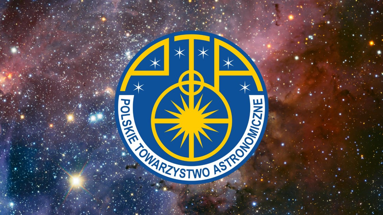 Polskie Towarzystwo Astronomiczne - logo na tle mgławicy