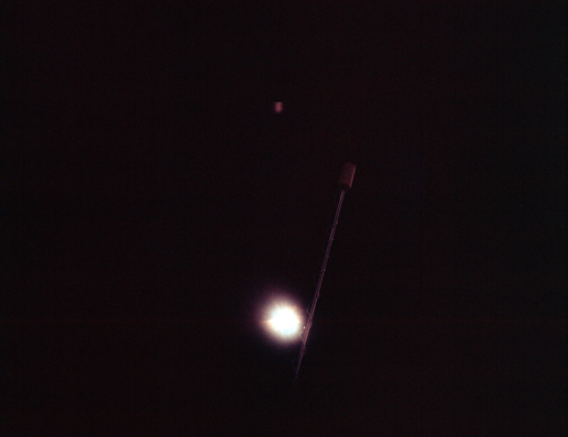 Całkowite zaćmienie Słońca z listopada 1966 r., widziane przez astronautów Gemini 12 w przestrzeni kosmicznej. Źródło:NASA
