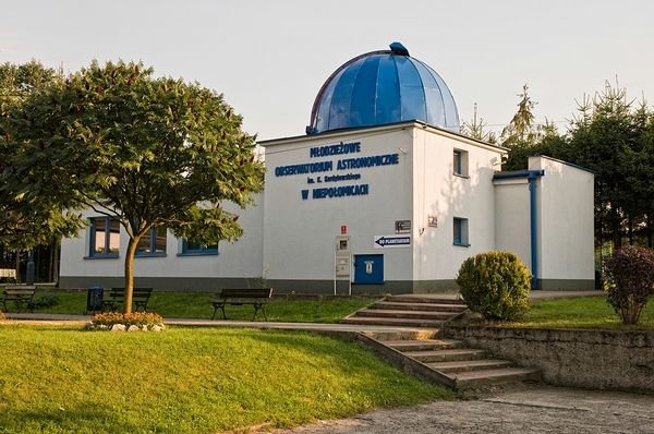 Młodzieżowe Obserwatorium Astronomiczne w Niepołomicach (MOA)