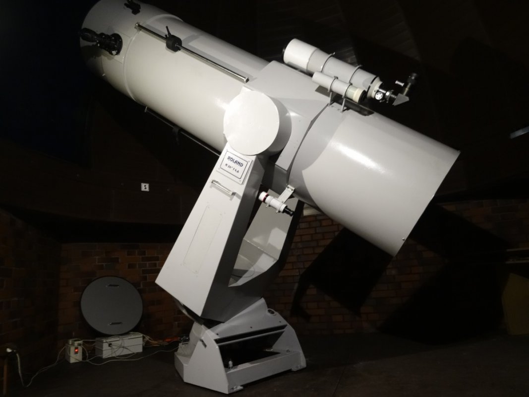 Teleskop 60 cm w Niedźwiadach