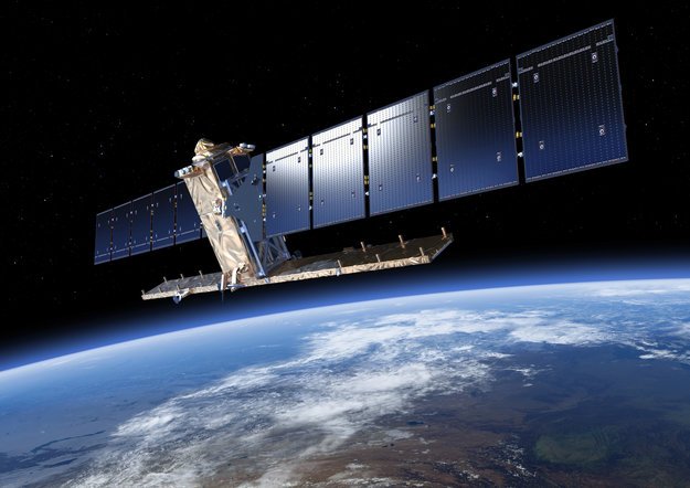 Satelita Sentinel-1A na orbicie okołoziemskiej (wizja artystyczna)