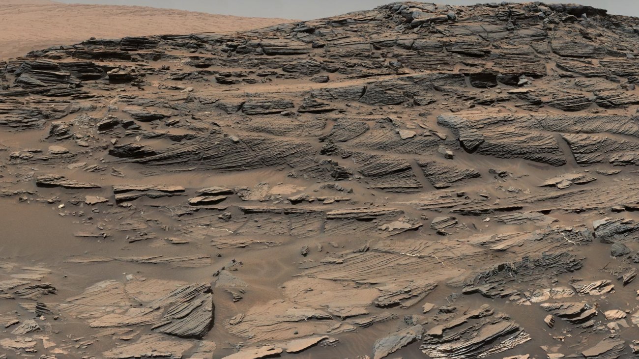 Panorama przedstawiająca skamieniałe wydmy na Marsie