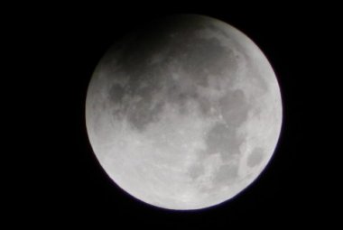  Księżyc nad Kruszwicą. fot. Ilona Dybicz Astrobaza Kruszwica