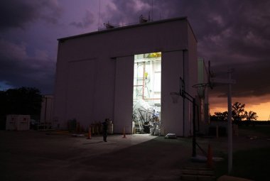 Piękne nocne niebo w Palestine w Teksasie od czasu do czasu daje naukowcom pretekst do relaksu przed powrotem do ośrodka NASA i kontynuowaniem prac nad testami możliwości lotów SPIDER.