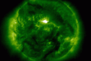 Potężne błyski uchwycone przez satelitę SOHO