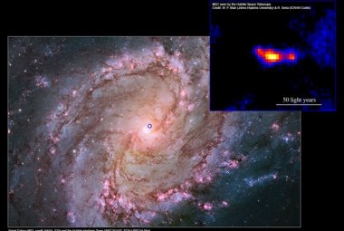 Znana galaktyka południowego nieba, M83, została sfotografowana za pomocą Teleskopu Hubble'a i Teleskopu Magellana w świetle widzialnym, przez orbitalne obserwatorium Chandra na falach rentgenowskich, oraz w dziedzinie radiowej (ATCA, VLA). Źródło:HST