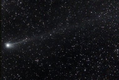 Kometa McNaught na czerwcowym niebie. Źrodlo: Paolo Candy 