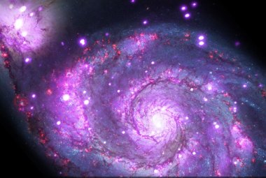 Galaktyka Messiera 51 zaobserwowana w wysokich energiach z udziałem teleskopu rentgenowskiego Chandra. Źródło: NASA/CXC/Wesleyan Univ./R.Kilgard, et al/STScI