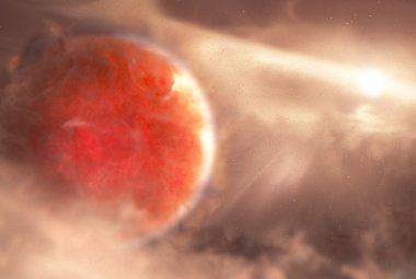Pomocną dłonią pomogła również sama natura: ogromny dysk pyłu i gazu wirujący wokół gwiazdy AB Aurigae jest pochylony niemal płaszczyzną skierowaną do naszego widoku z Ziemi. Źródło: SSE Space Academy