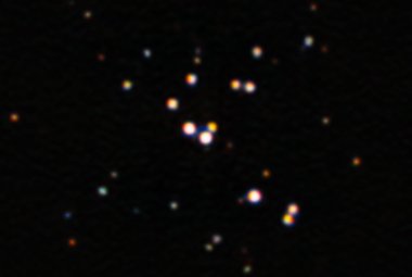 W Mgławicy Tarantula w Wielkim Obłoku Magellana znajduje się najmasywniejsza z dotychczas odkrytych gwiazd.