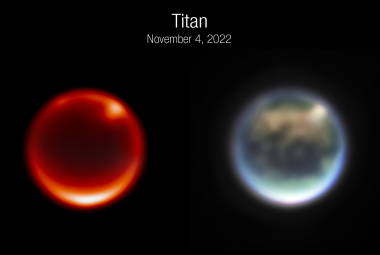Na ilustracji obrazy Tytana – największego księżyca Saturna, uzyskane z pomocą Teleskopu Webba i kamery NIRCam w dniu 4 listopada 2022 roku. Obraz po lewej pokazuje dolne warstwy atmosfery i chmury na Tytanie w filtrze λ=2,12μm. Obraz po prawej przedstawia powierzchnię i atmosferę Tytana i jest to mozaika zdjęć w kilku filtrach. Widać kilka struktur na powierzchni Tytana: Kraken Mare, Belet, Adri. Źródło: NASA / ESA / CSA / A. Pagan, STScI / Webb Titan GTO Team