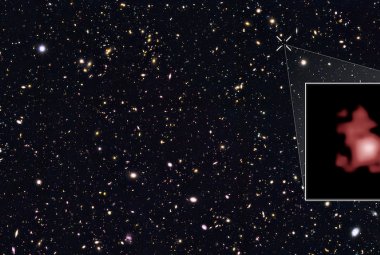 Położenie galaktyki GN-z11, której zbliżenie pokazano na powiększonym obrazie.