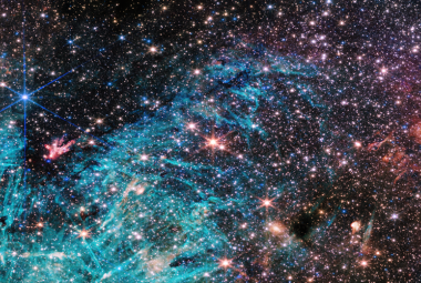 Pełny obraz części gęstego centrum Drogi Mlecznej o szerokości 50 lat świetlnych.