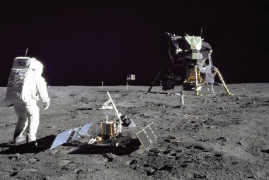 Buzz Aldrin na Księżycu podczas misji Apllo 11