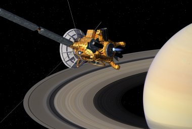 Artystyczna wizja sondy Cassini w pobliżu Saturna